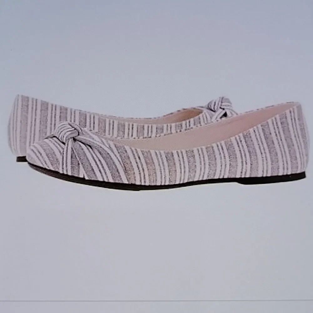 BRAND NEW TIME&TRU BASIC  BALLET FLATS SHOE